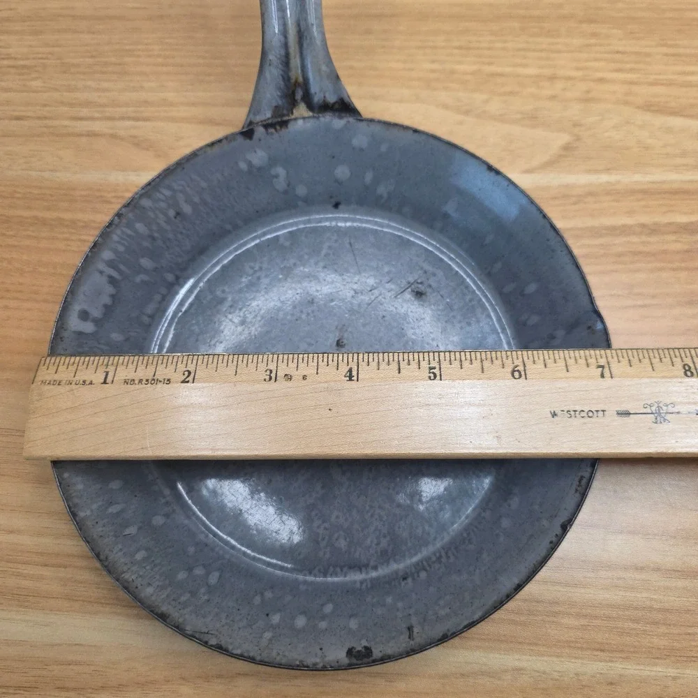 Vintage Gray Graniteware Enamelware Frying Pan Skillet 7